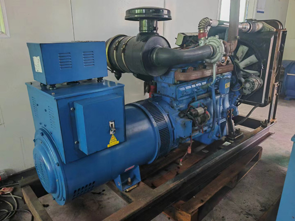 蔡甸100kW柴油发电机组使用多级机油有哪些优缺点？